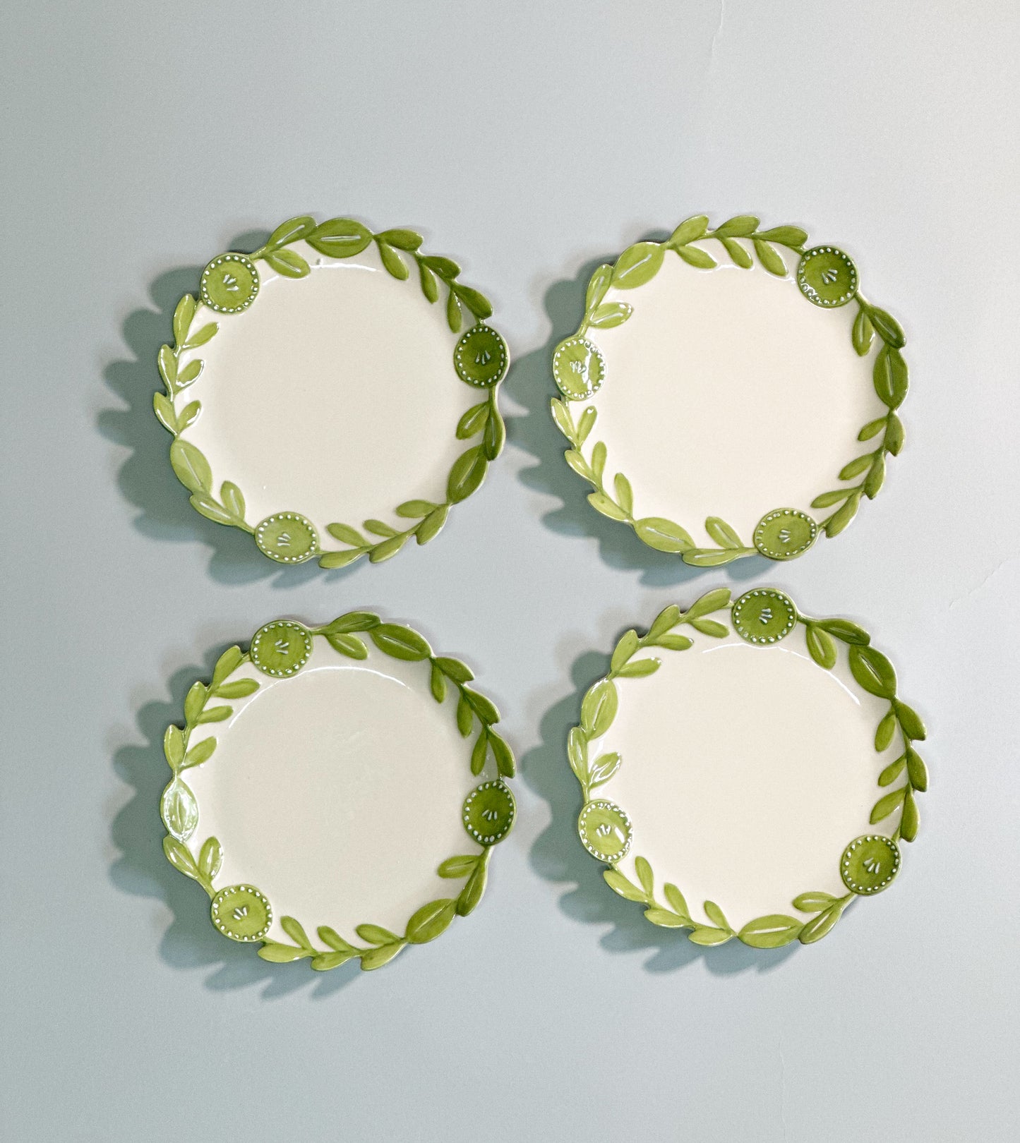 4 PLATOS DE BOTANA