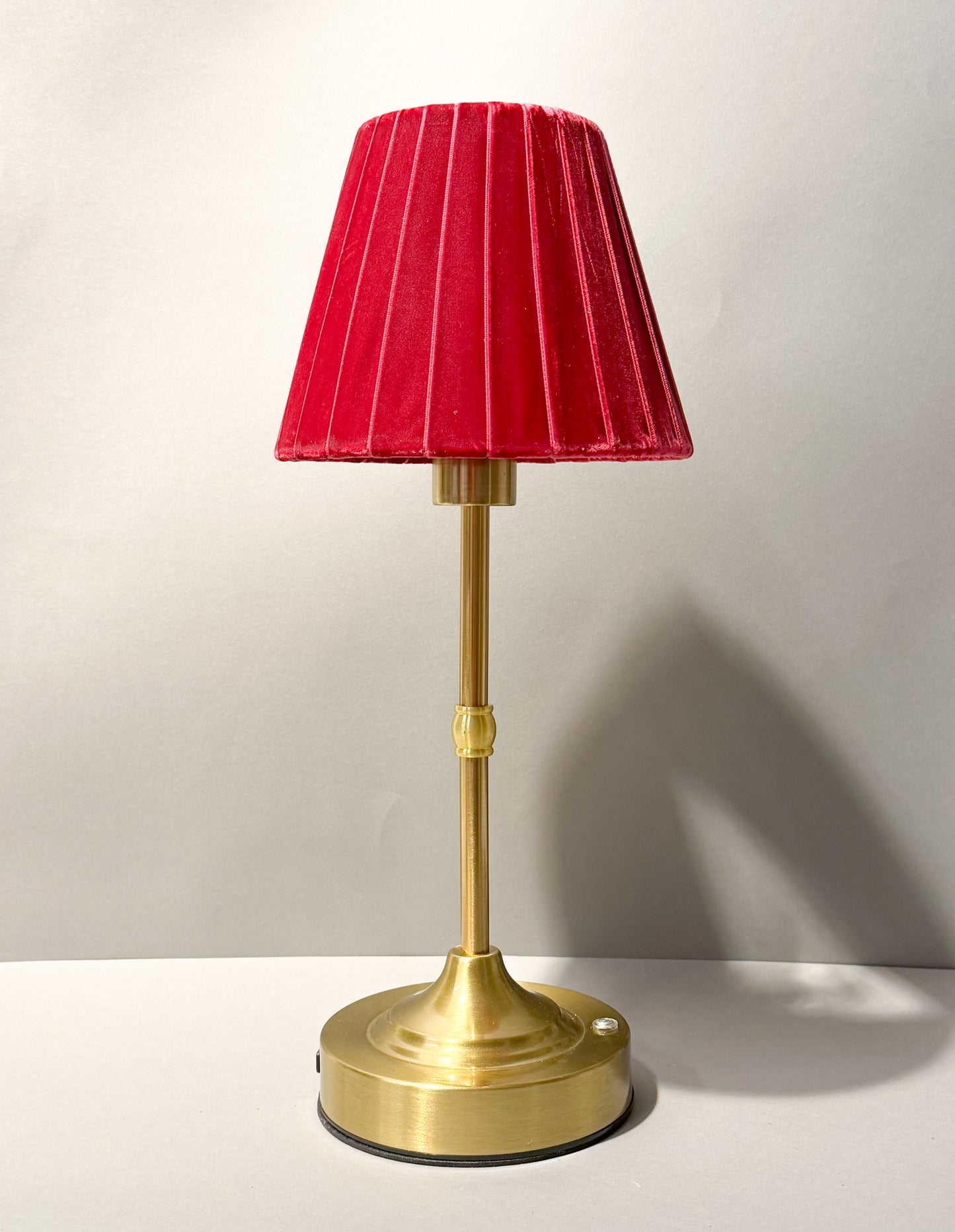 LAMPARA TERCIOPELO ROJA