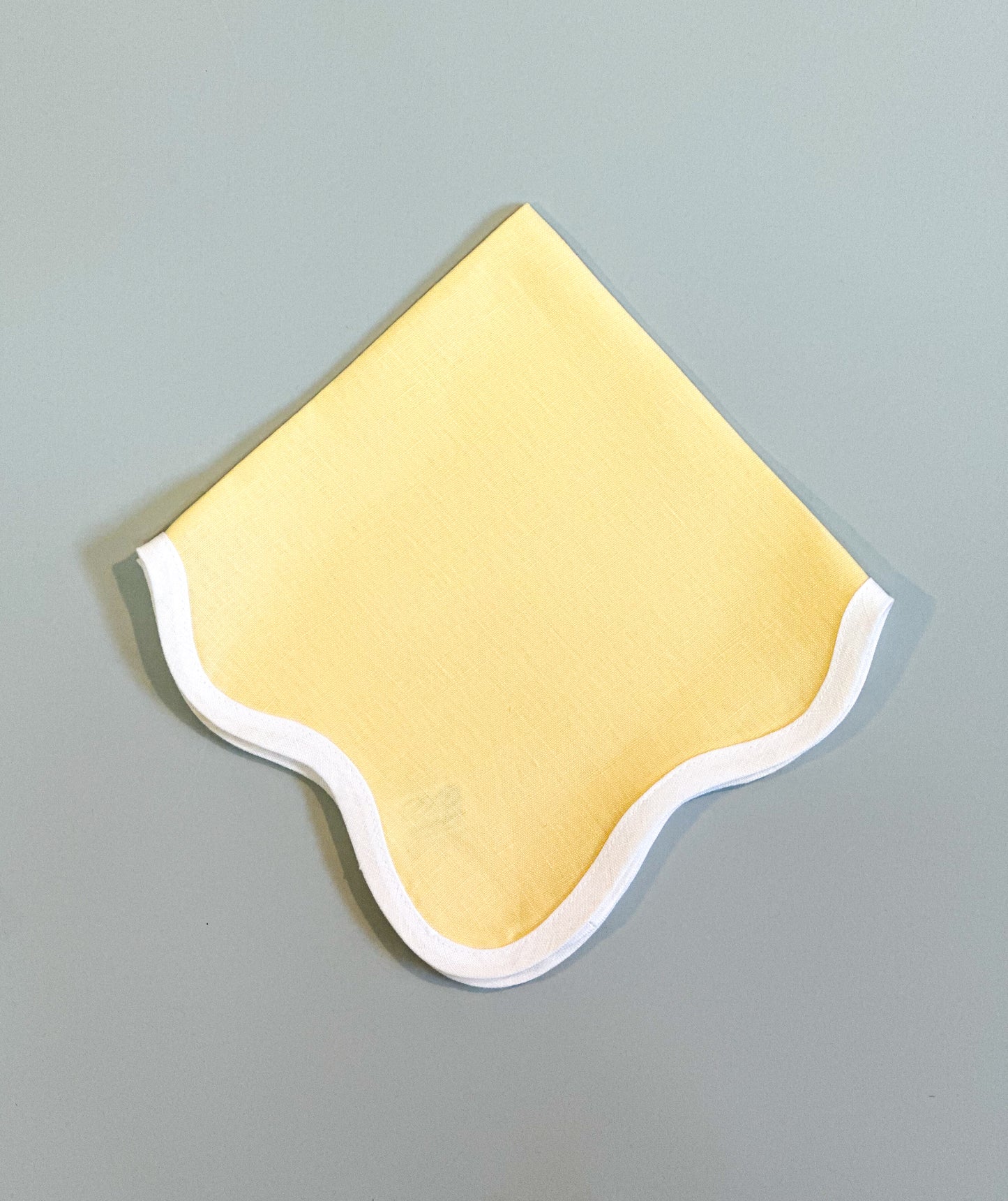 Servilleta de lino amarillo