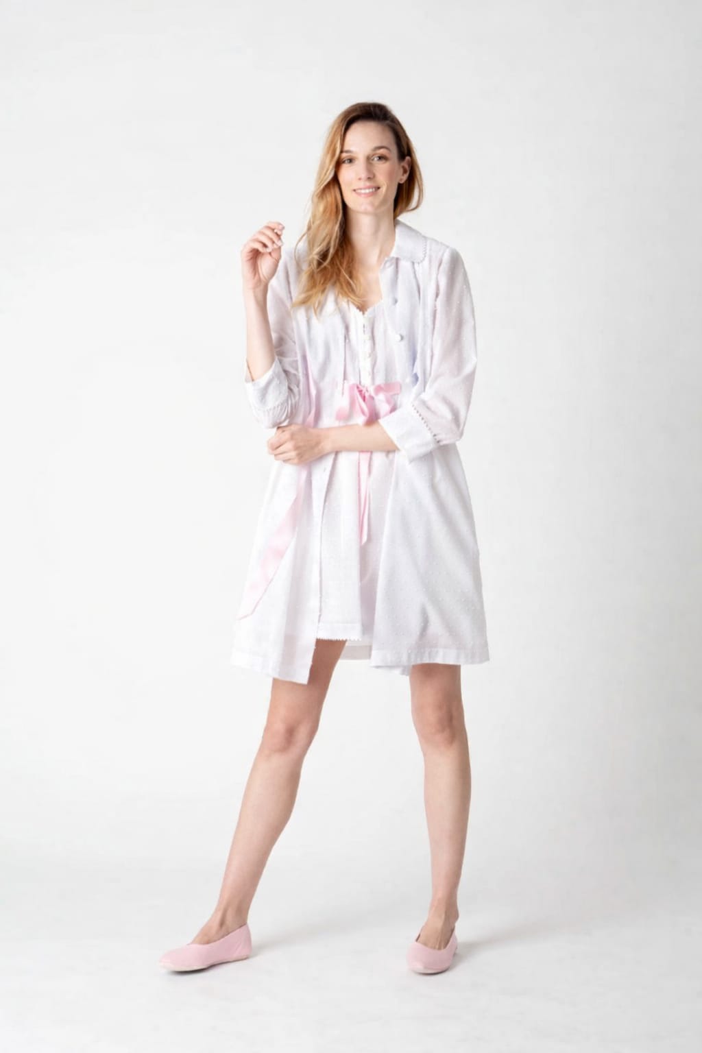 Bata Josefa blanca con lazo Rosa
