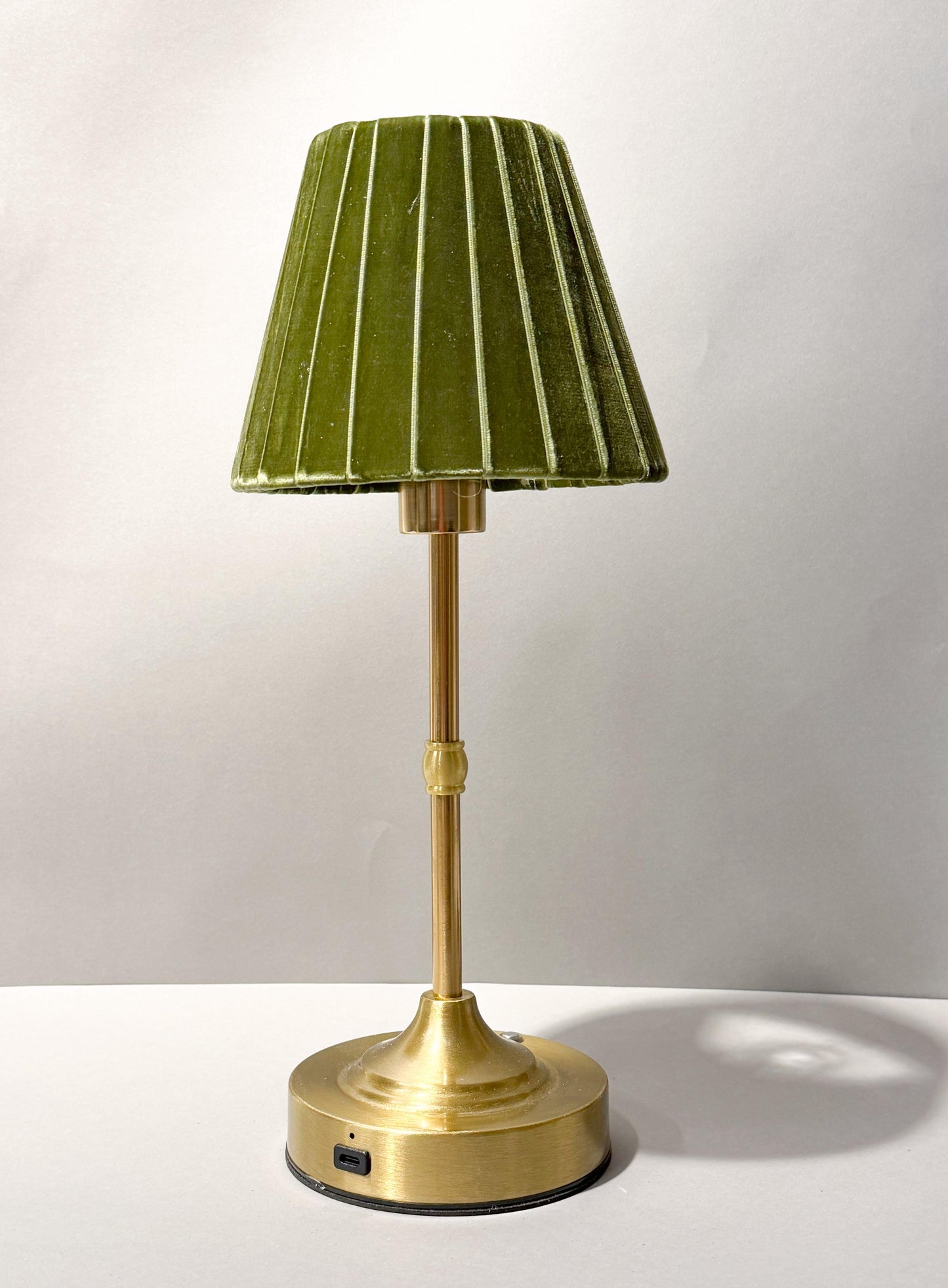 LAMPARA DE TERCIOPELO VERDE