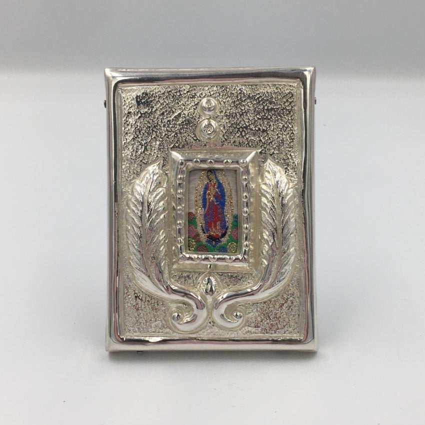 Cuadro de Virgen repujado
