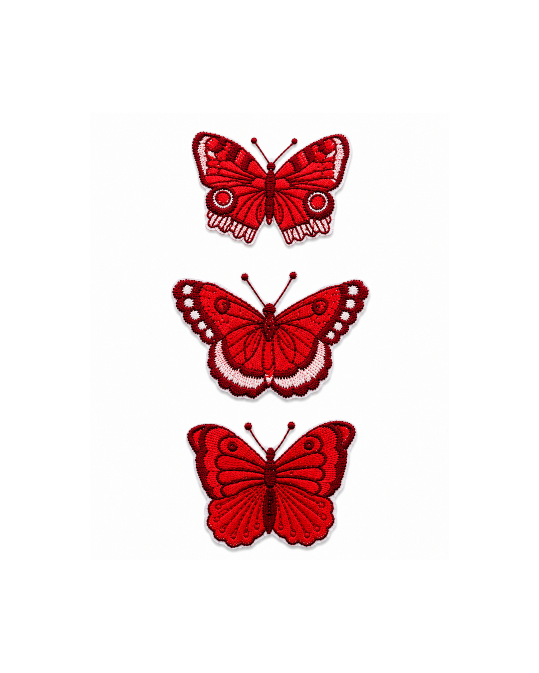 Bordado de Mariposas Rojas