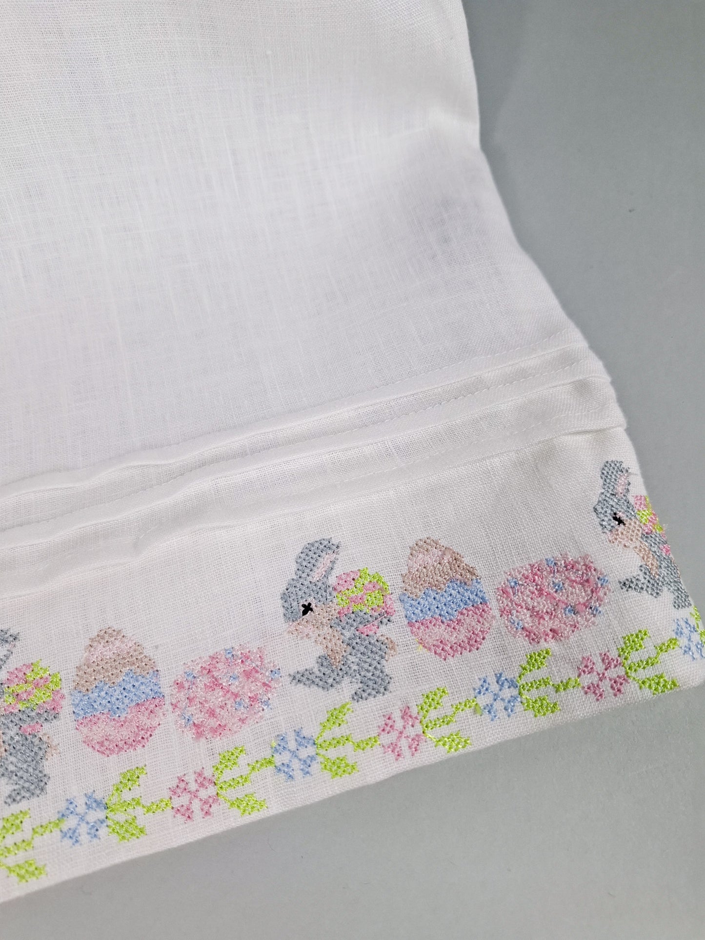 Vestido Huipil Niña l Bordado de Conejo de Pascua