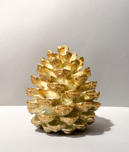 PIÑA DORADA DECORATIVA.