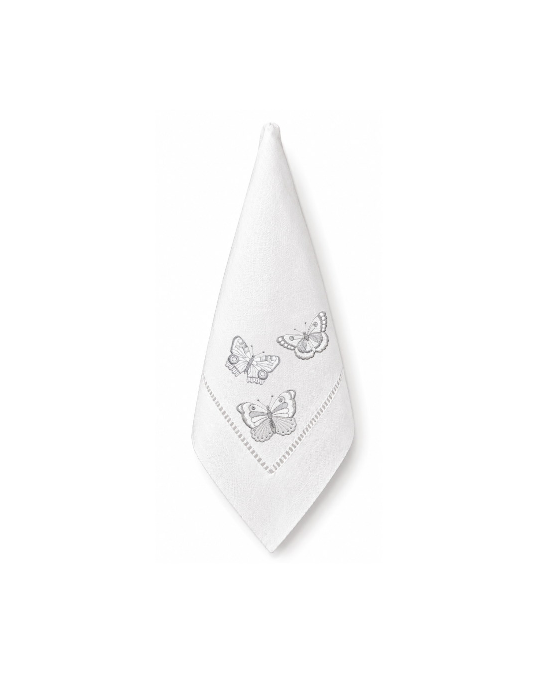 Bordado de Mariposas Blancas