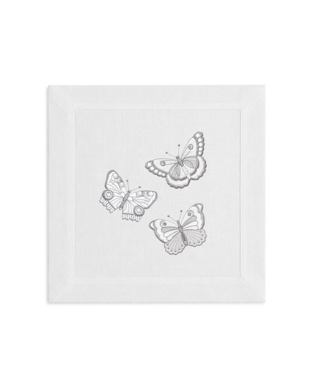 Bordado de Mariposas Blancas