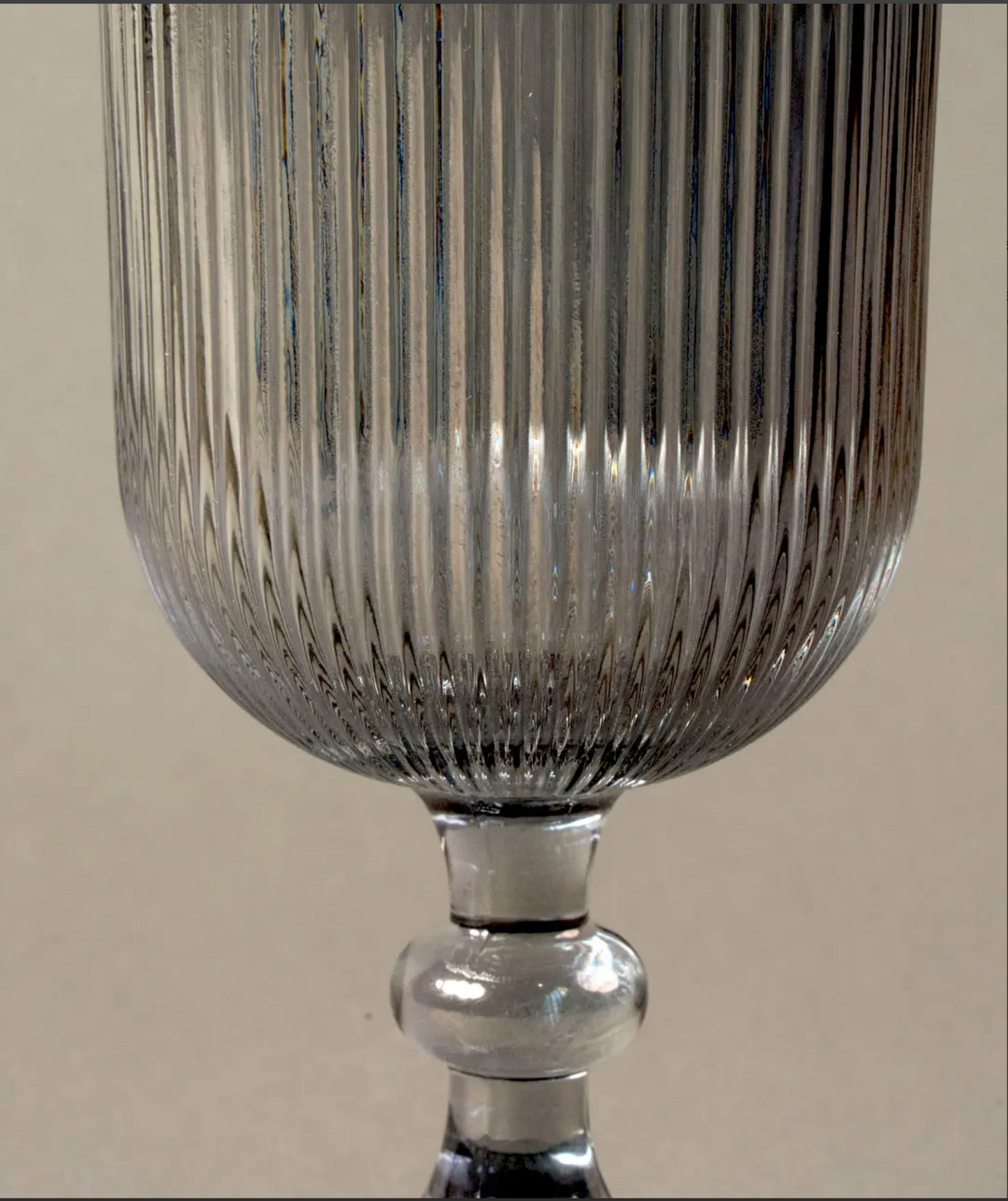 Juego de 4 Copas con lineas l Color humo