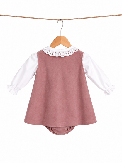 Vestido de pana con blusa blanca l Color Rosa