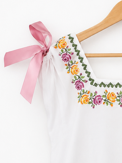 Vestido Huipil Niña l Bordado de flores