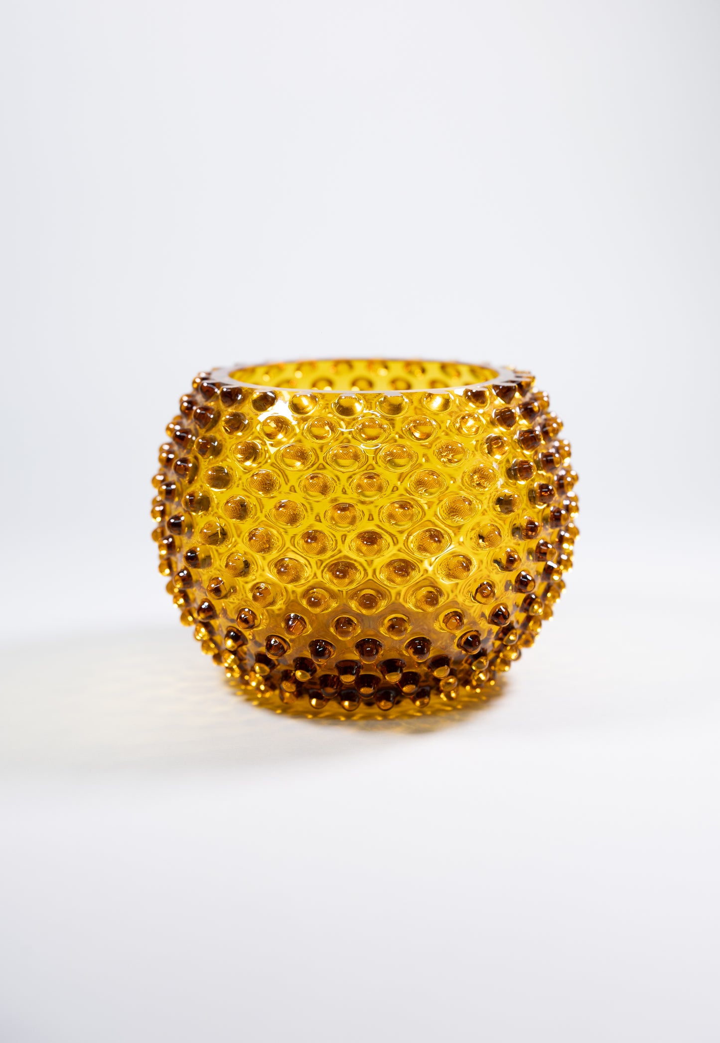 Bowl grande con relieve de bolitas l Ambar