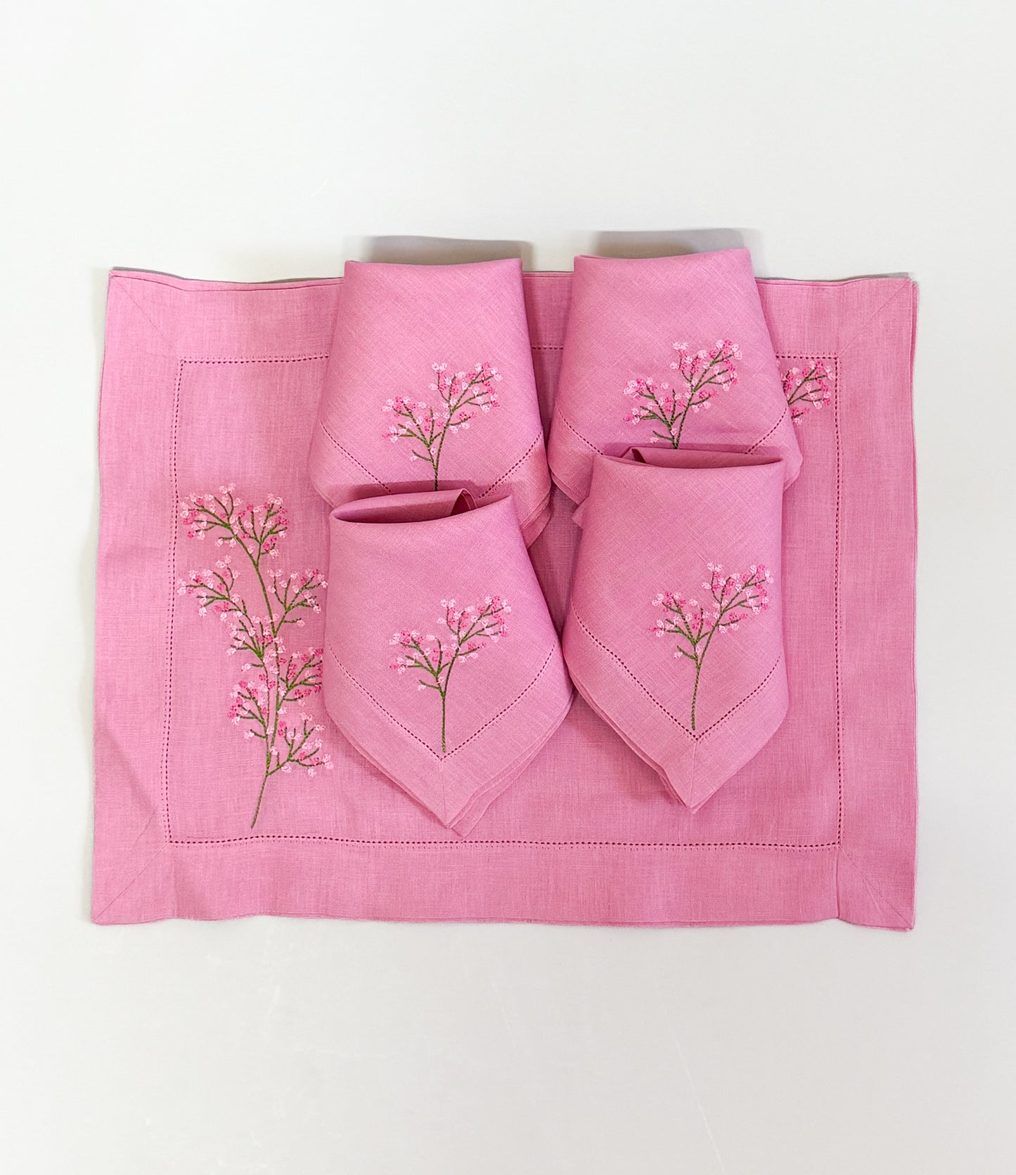 Individuales con servilleta, rosas con bordado de flores