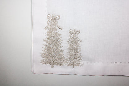 JGO DE 4 INDIVIDUALES Y 4 SERVILLETAS ARBOL MOÑO PLATEADO.