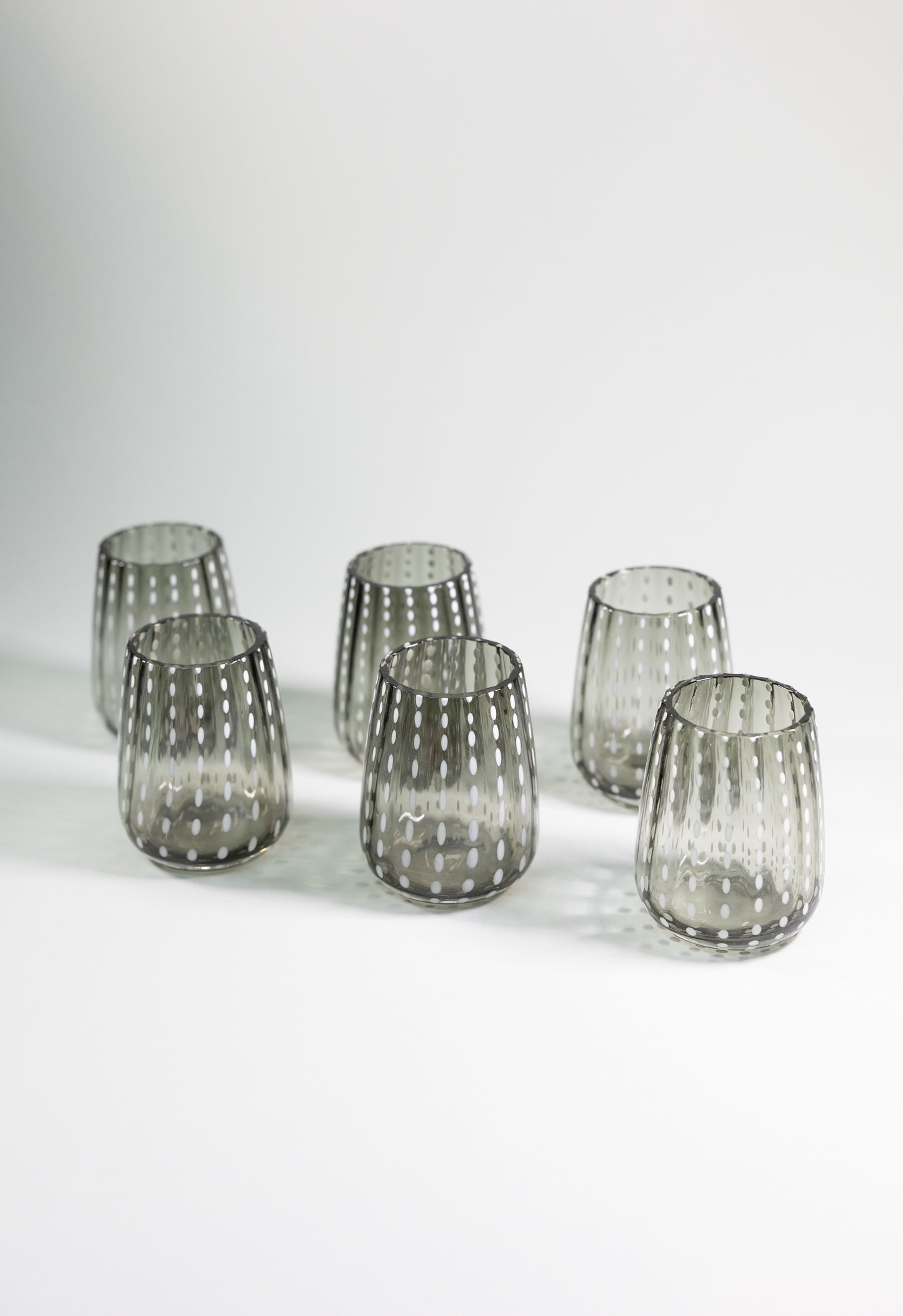 Juego de 4 vasos de cristal l Color Humo