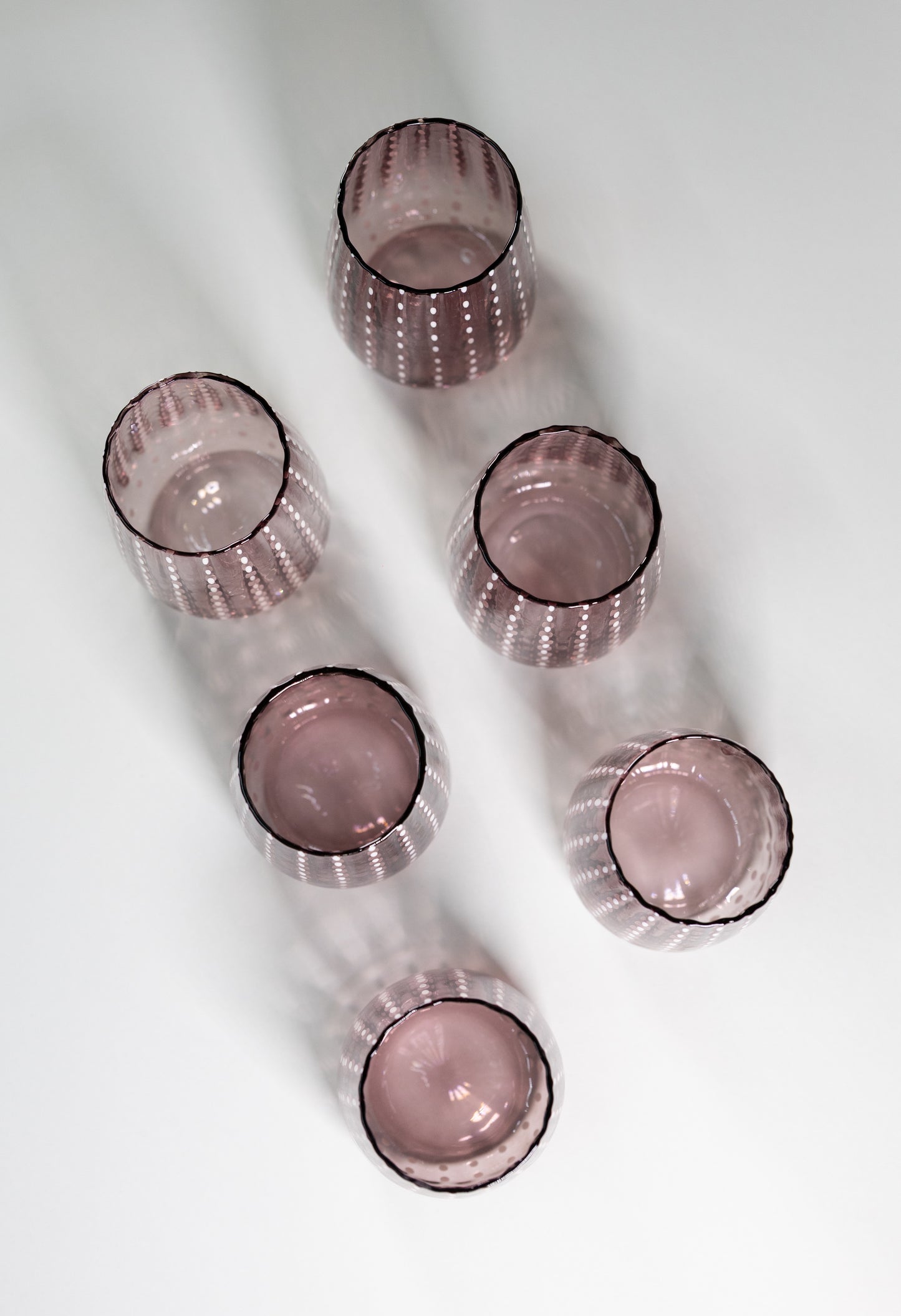 Juego de 4 vasos de cristal l Color Morado