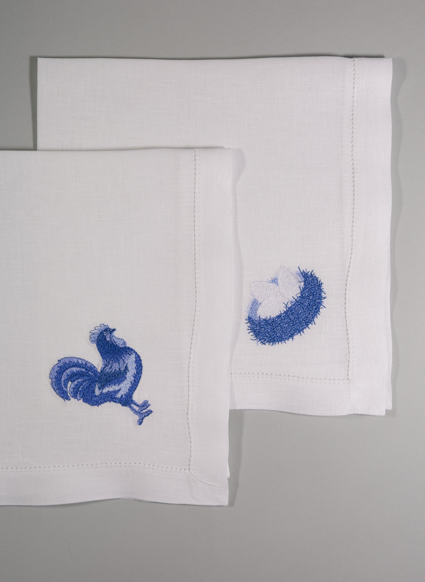 Juego de individuales l Gallina y huevos azules.