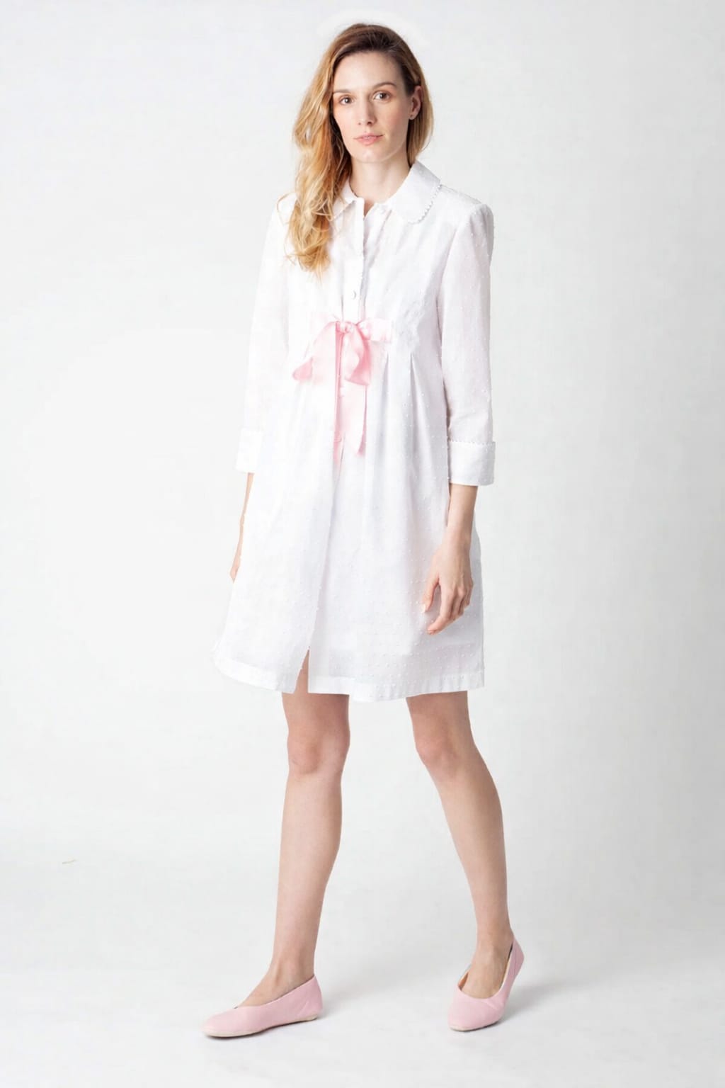 Bata Josefa blanca con lazo Rosa